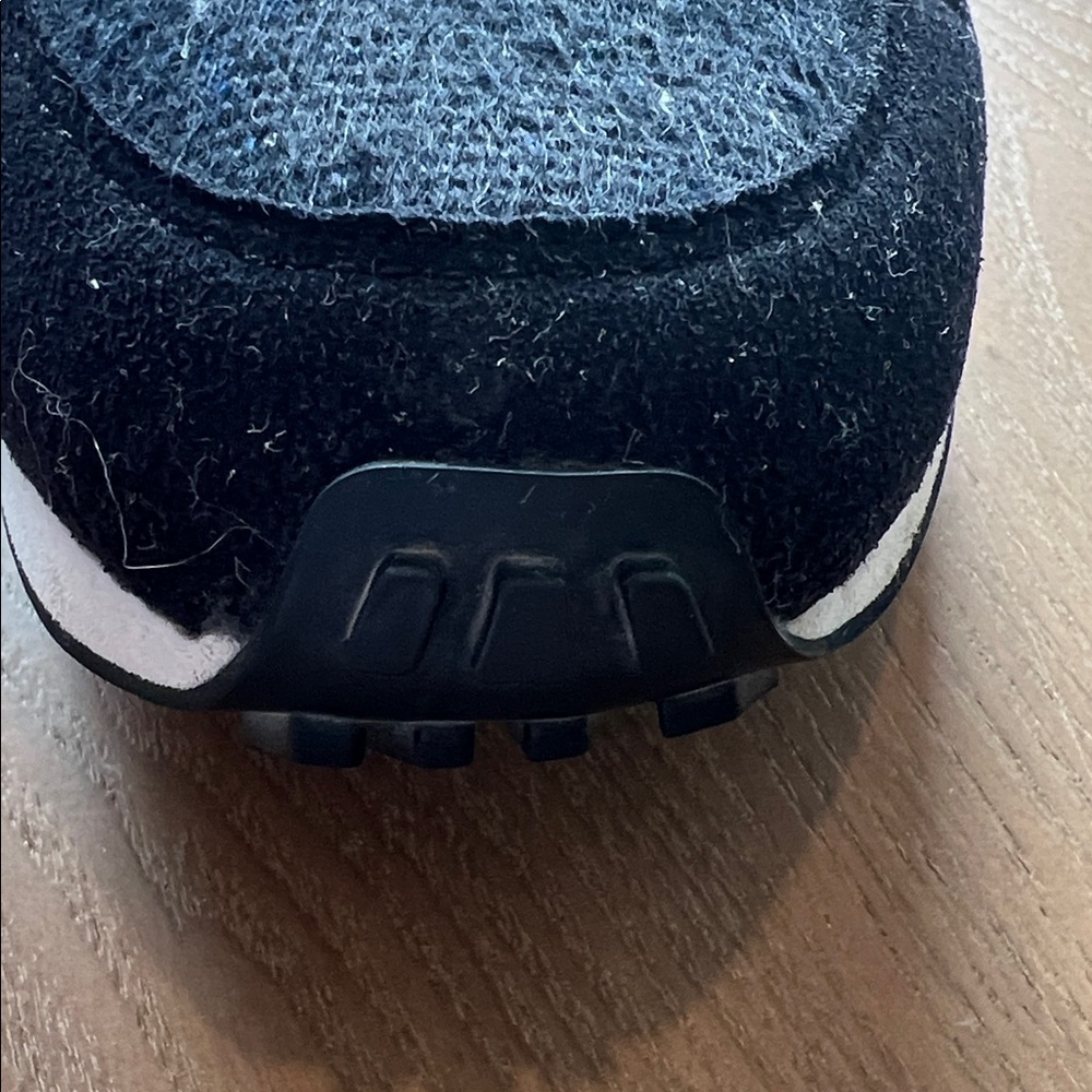 Veja Women’s Black, Blue, White Athletic Sneakers - Size 7 - Picture 7 of 16